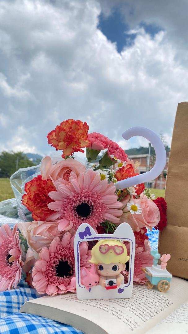 6061f561-4054-47c1-b68c-68b3a51a9025